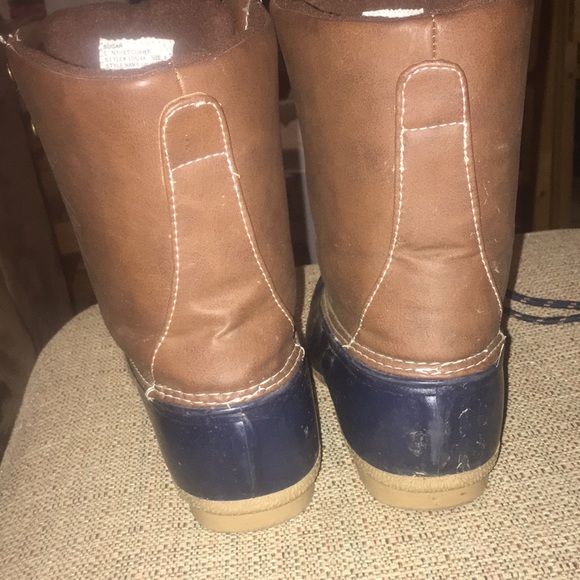 Boots - Picture 3 of 3